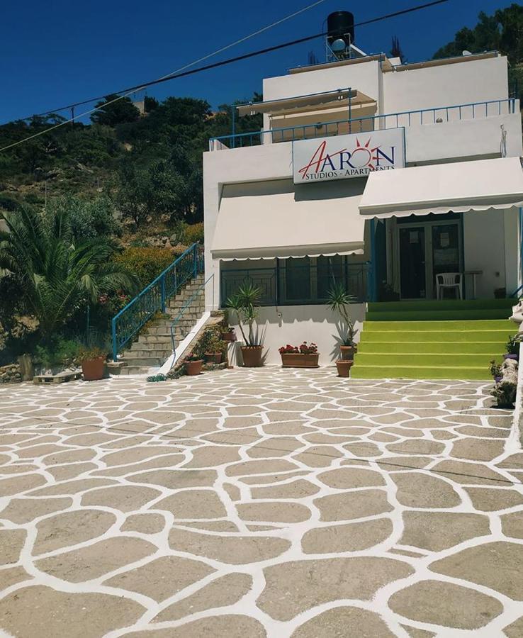 Aaron Studios Apartments Agia Fotia  Екстер'єр фото