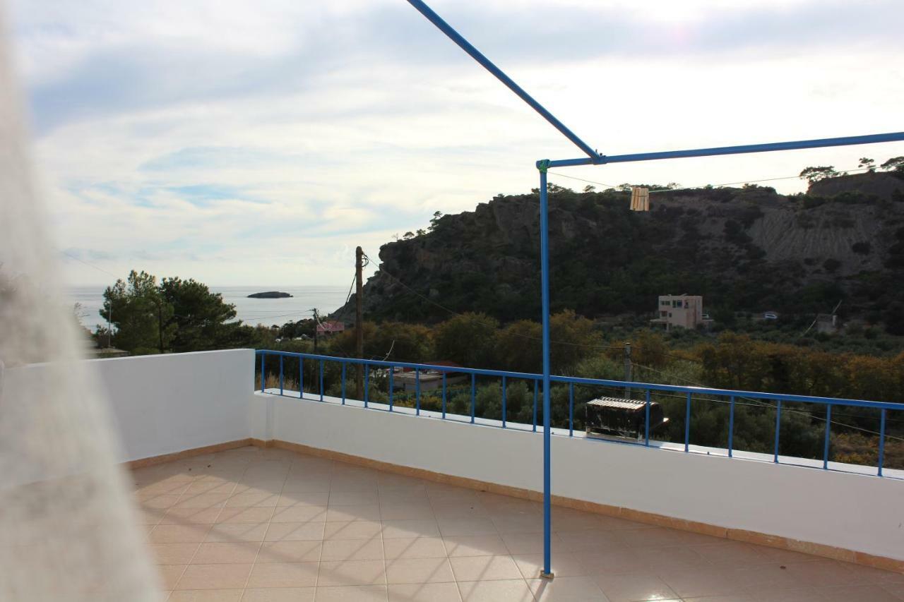 Aaron Studios Apartments Agia Fotia  Екстер'єр фото