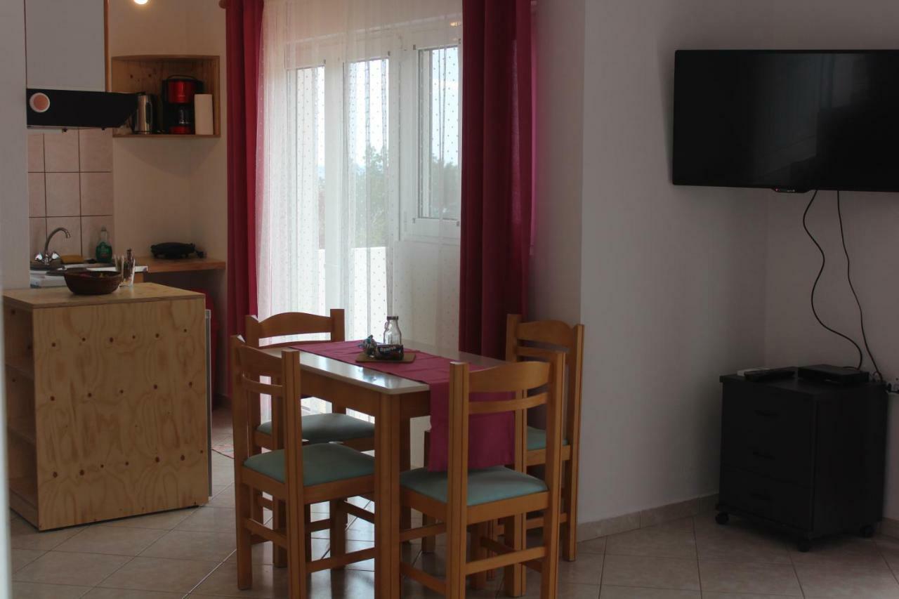 Aaron Studios Apartments Agia Fotia  Екстер'єр фото